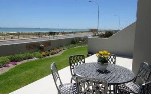 Blouberg Beachfront Accommodation Bloubergstrand Dış mekan fotoğraf