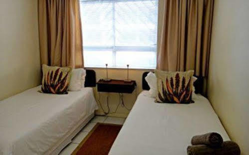 Blouberg Beachfront Accommodation Bloubergstrand Dış mekan fotoğraf